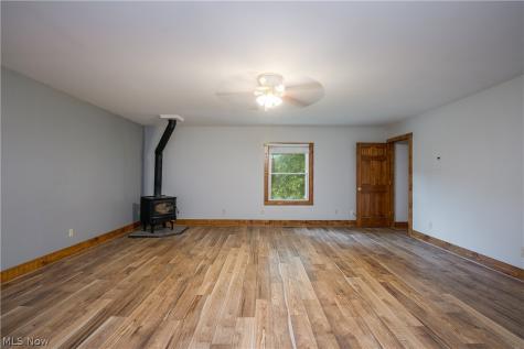 22525 Smith Northwest Road North Benton OH 44449