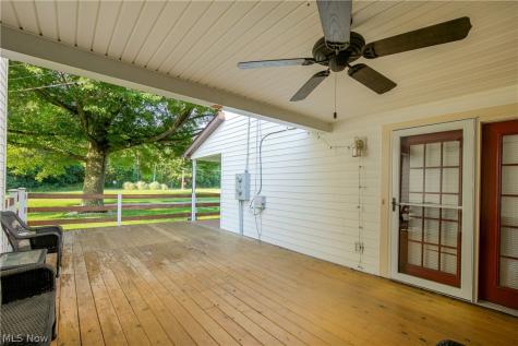 22525 Smith Northwest Road North Benton OH 44449
