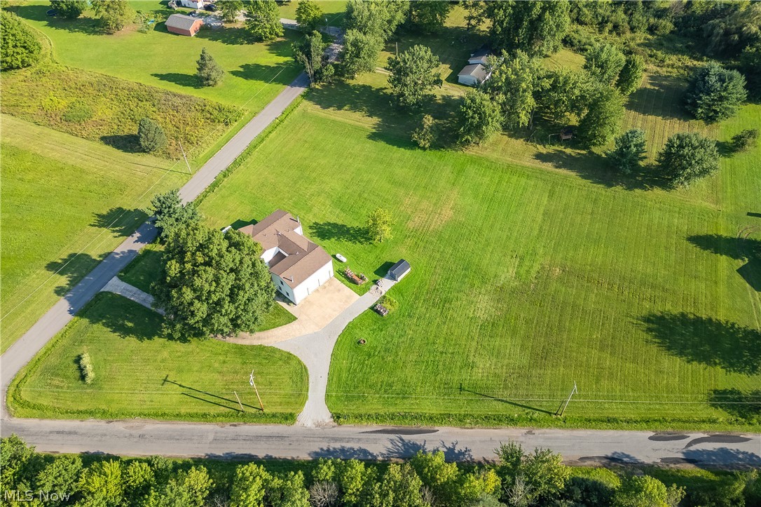 22525 Smith Northwest Road North Benton OH 44449