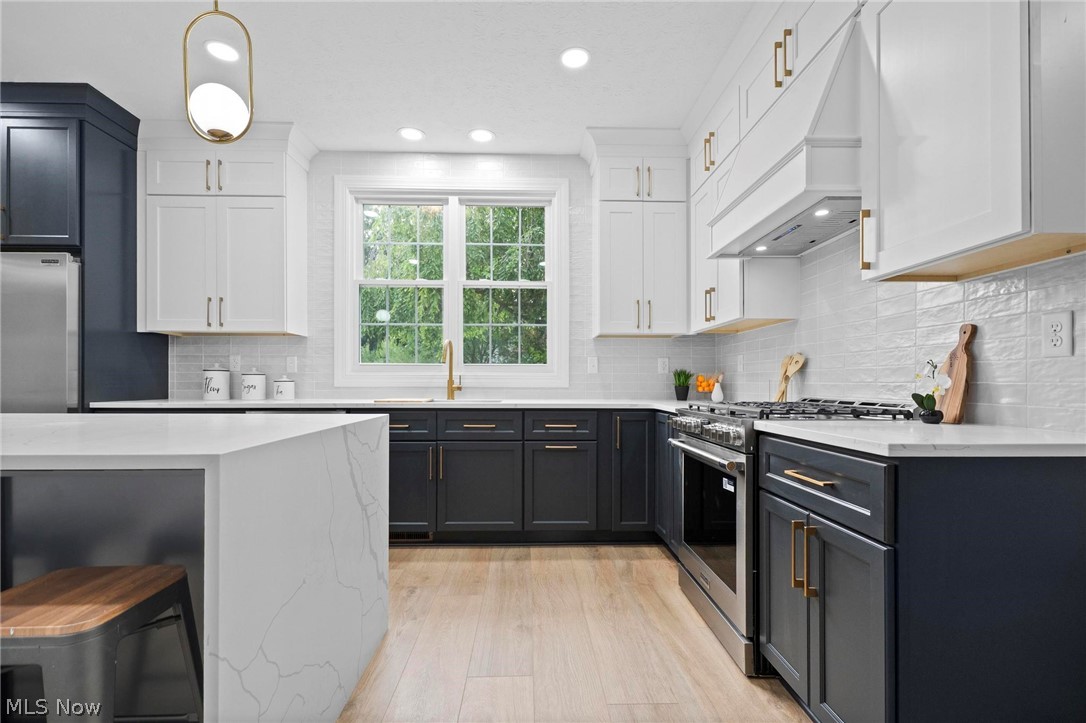 611 Arborside Lane Avon Lake OH 44012