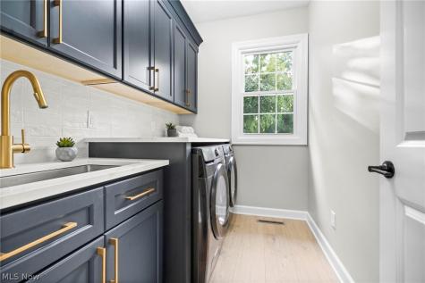 611 Arborside Lane Avon Lake OH 44012
