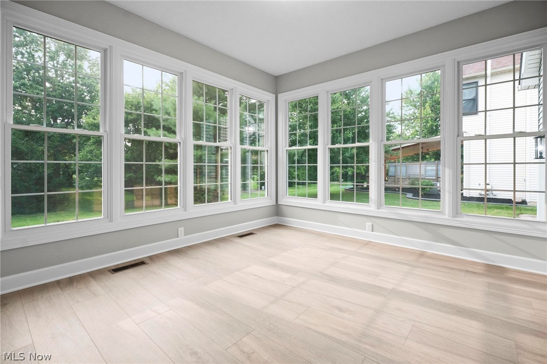 611 Arborside Lane Avon Lake OH 44012