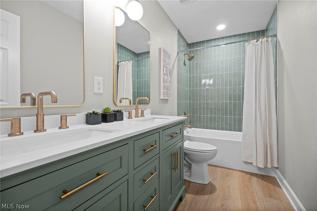 611 Arborside Lane Avon Lake OH 44012