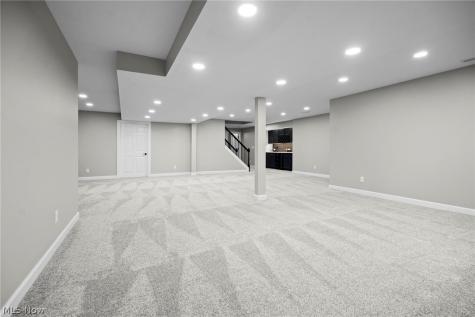 611 Arborside Lane Avon Lake OH 44012