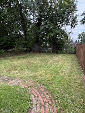 1514 8th Street Cuyahoga Falls OH 44221