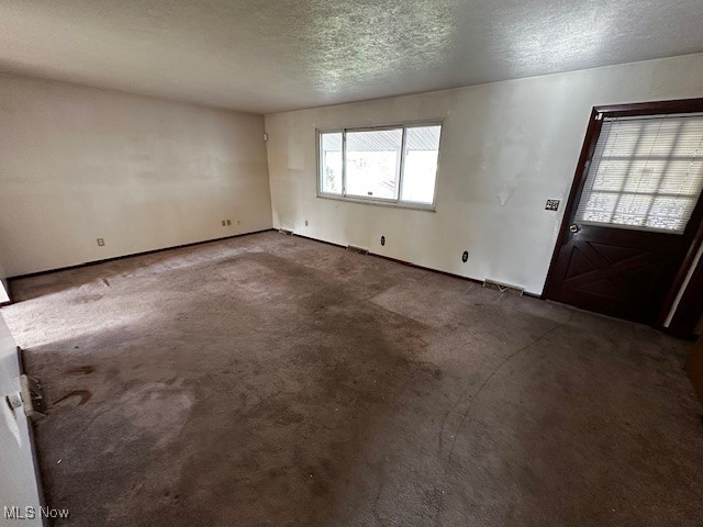 2512 Wick Street SE Warren OH 44484