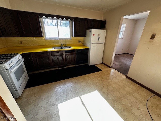 2512 Wick Street SE Warren OH 44484
