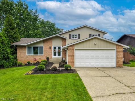 7739 Hoertz Road Parma OH 44134