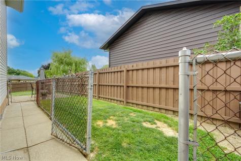 7739 Hoertz Road Parma OH 44134