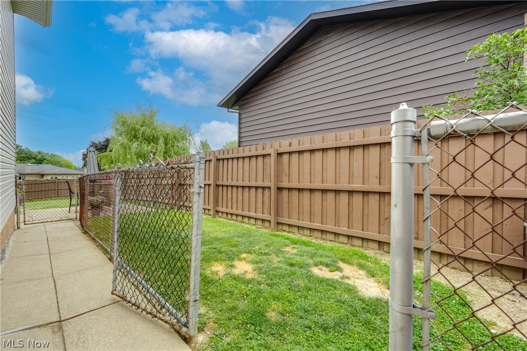 7739 Hoertz Road Parma OH 44134