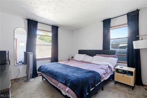 216 Longford Avenue Elyria OH 44035