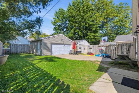216 Longford Avenue Elyria OH 44035