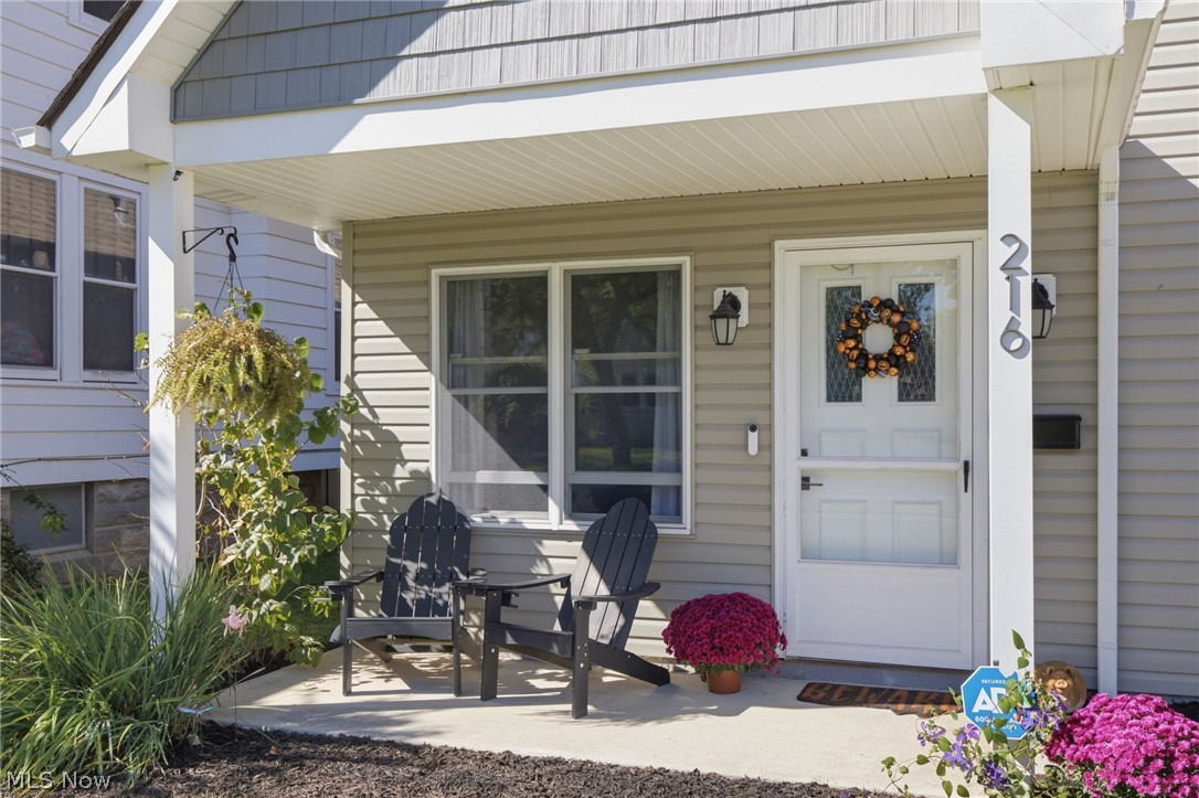 216 Longford Avenue Elyria OH 44035