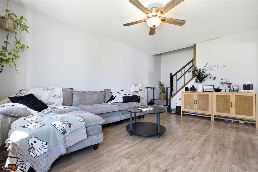 216 Longford Avenue Elyria OH 44035
