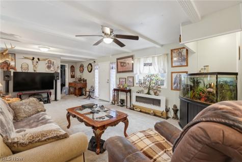 2349 Ivy Way Street NE Canton OH 44705