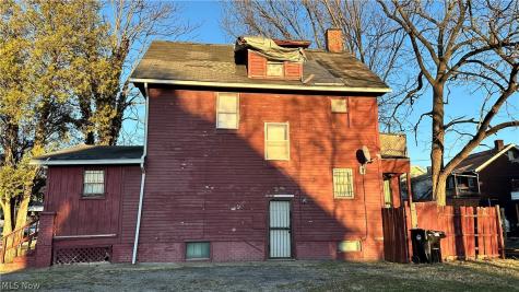 12628 Iroquois Avenue Cleveland OH 44108