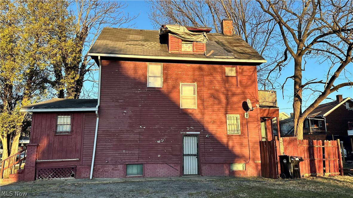 12628 Iroquois Avenue Cleveland OH 44108