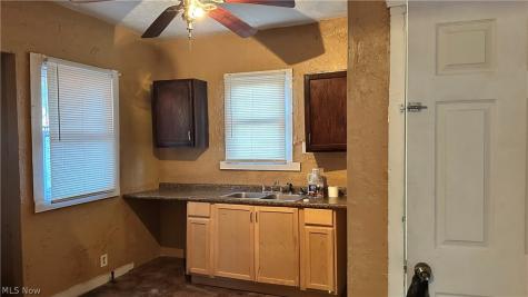 12628 Iroquois Avenue Cleveland OH 44108
