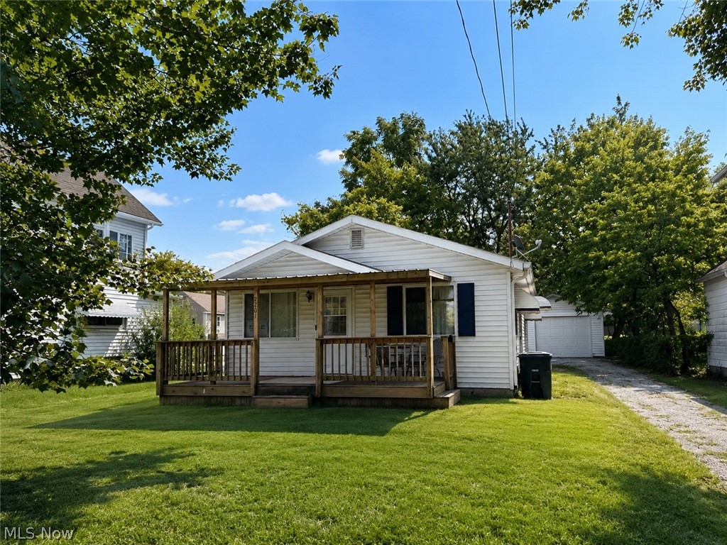 2261 7th Street SW Akron OH 44314