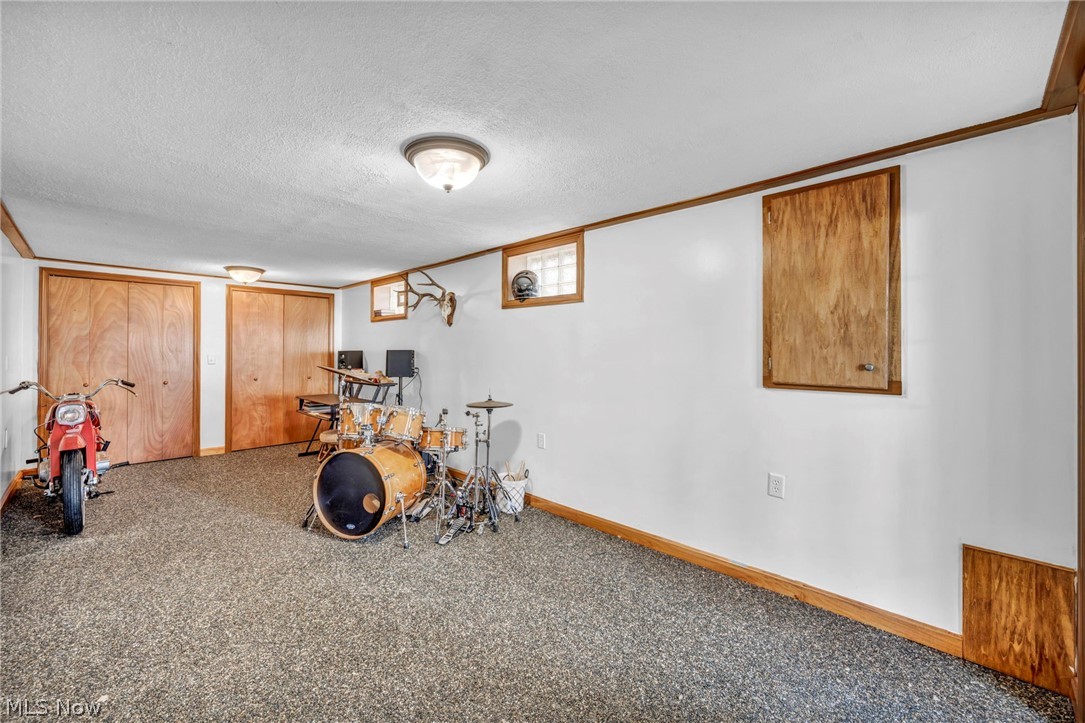 3328 Avis Road Akron OH 44312
