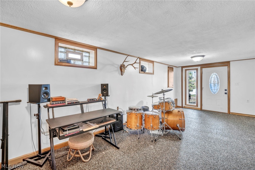 3328 Avis Road Akron OH 44312