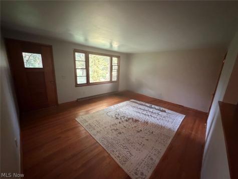 2439 Broadway Avenue NE East Canton OH 44730
