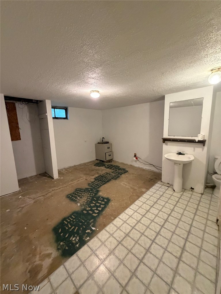 2439 Broadway Avenue NE East Canton OH 44730