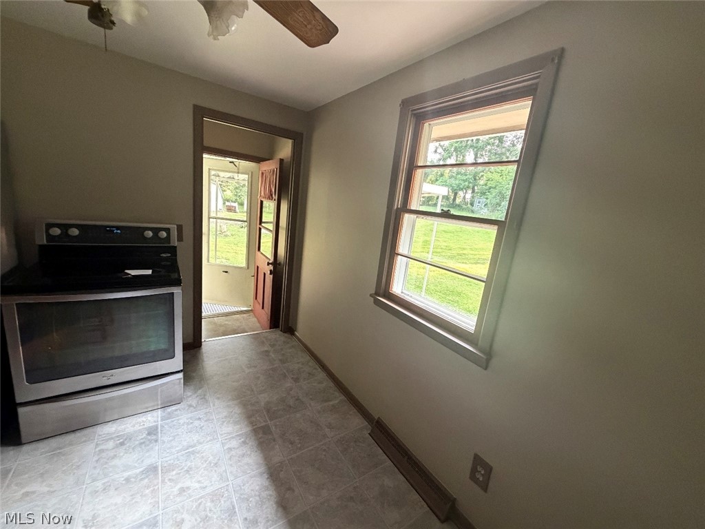 2439 Broadway Avenue NE East Canton OH 44730