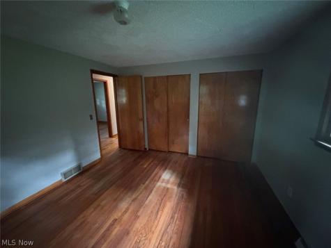 2439 Broadway Avenue NE East Canton OH 44730