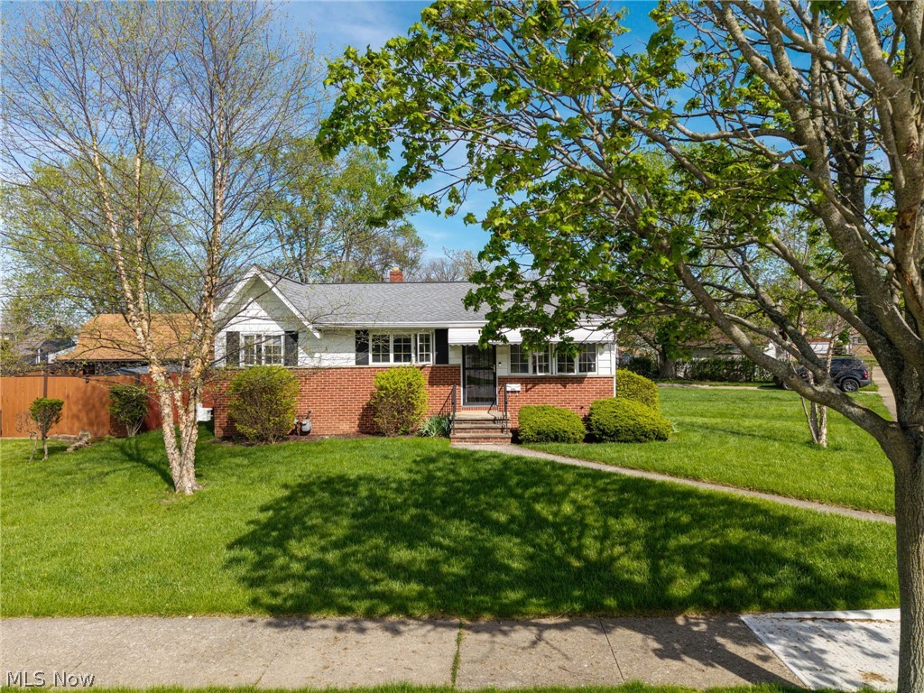 6115 Morrow Drive Brook Park OH 44142
