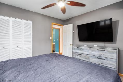 6115 Morrow Drive Brook Park OH 44142