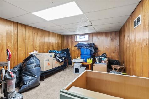 6115 Morrow Drive Brook Park OH 44142