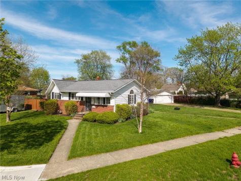 6115 Morrow Drive Brook Park OH 44142