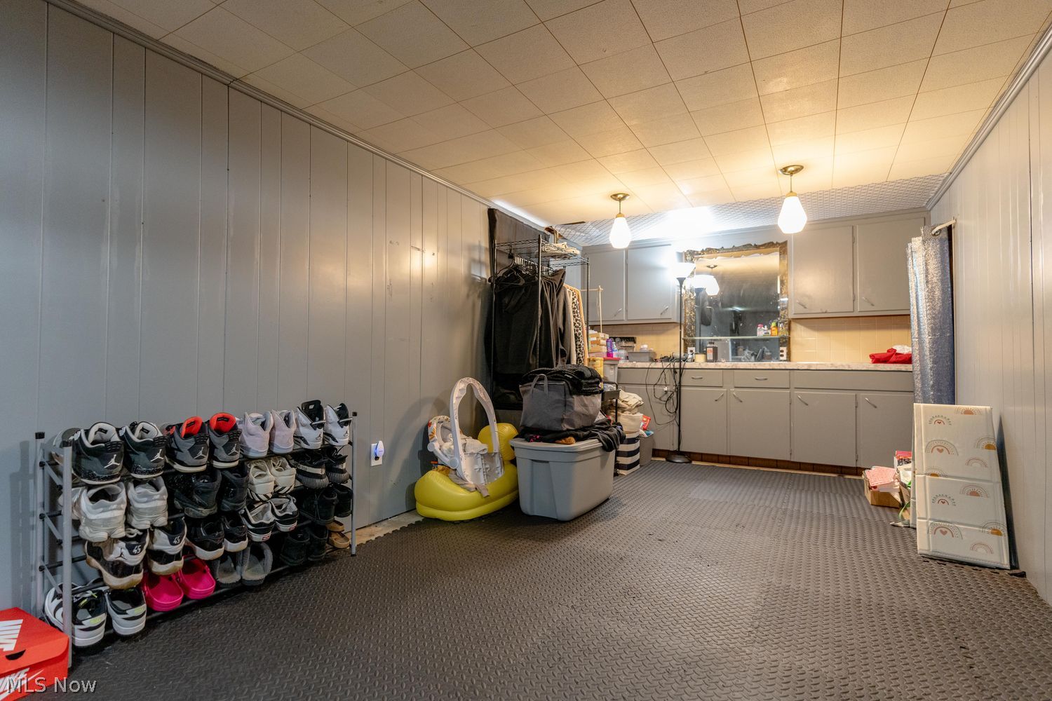 240 Ironwood Street SW Canton OH 44706