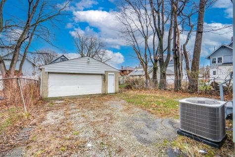 13 Alfaretta Avenue Akron OH 44310