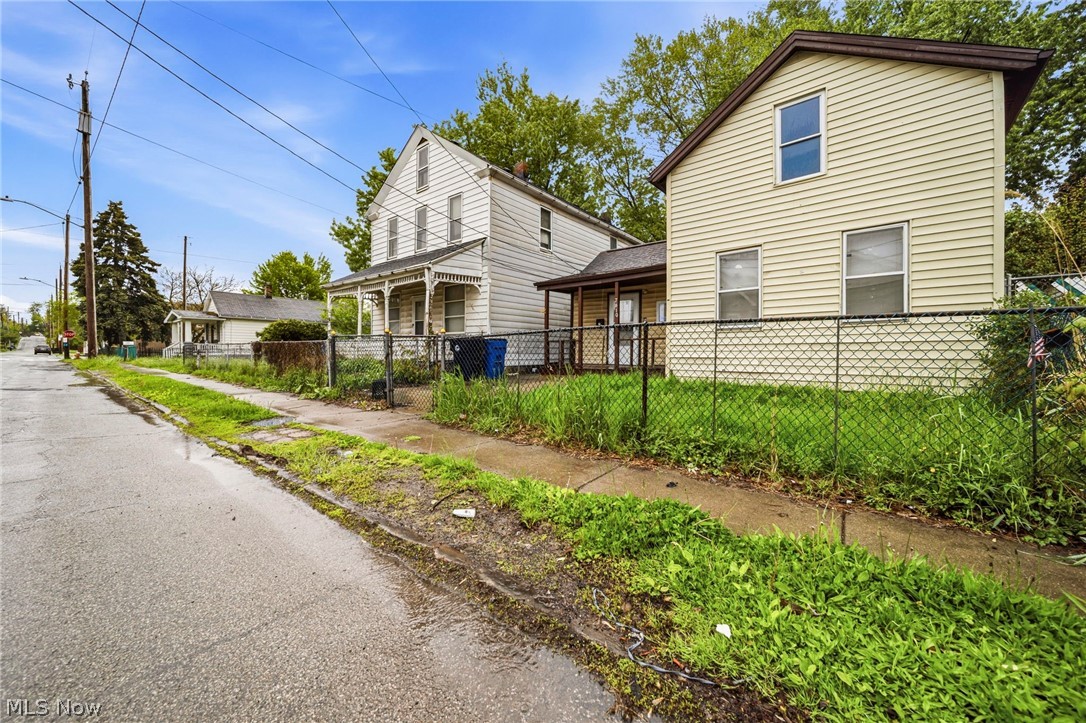 7610 Spafford Road Cleveland OH 44105