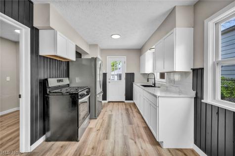 2511 Ogden Avenue Akron OH 44312