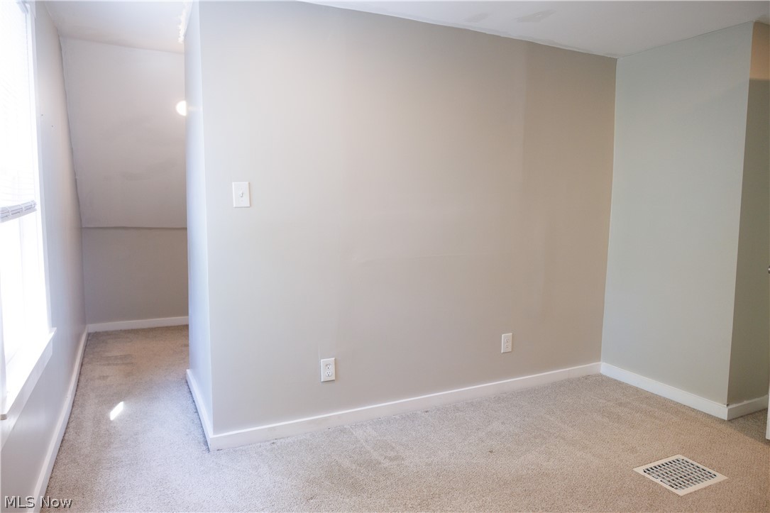 3152 W 68th Street Cleveland OH 44102