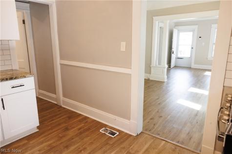 3152 W 68th Street Cleveland OH 44102