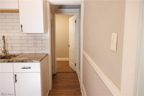 3152 W 68th Street Cleveland OH 44102