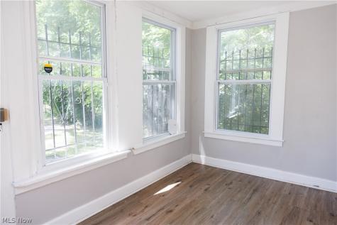 3152 W 68th Street Cleveland OH 44102