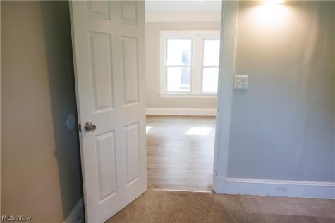 3152 W 68th Street Cleveland OH 44102