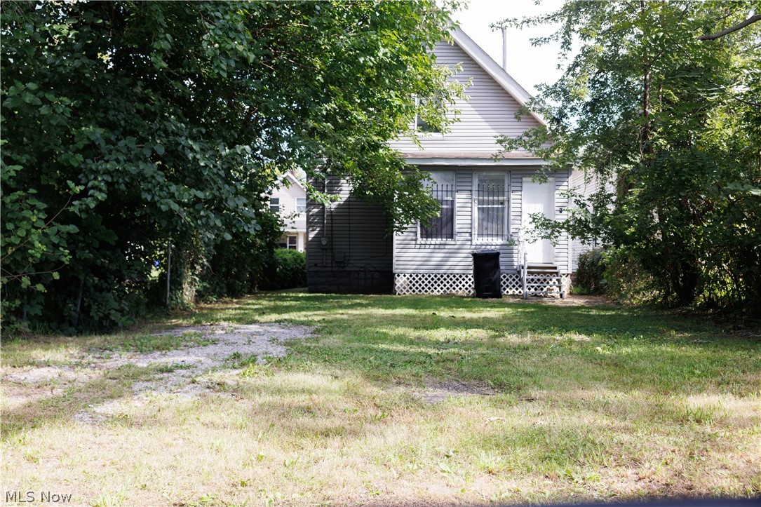 3152 W 68th Street Cleveland OH 44102
