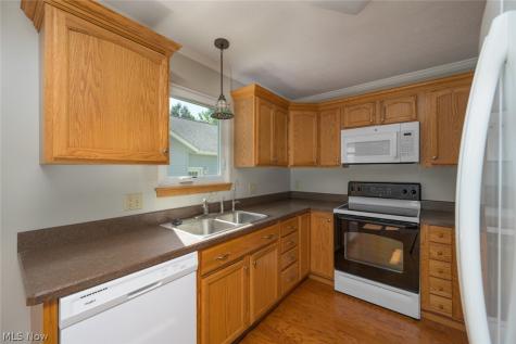 1048 Susan Road Ravenna OH 44266