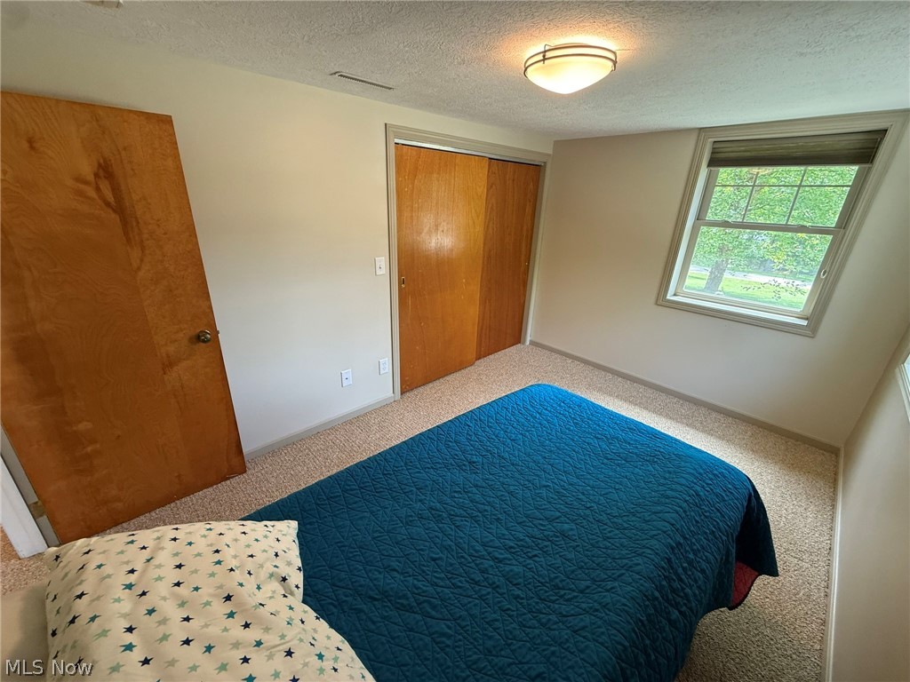 9073 N Shore Drive NE Mineral City OH 44656
