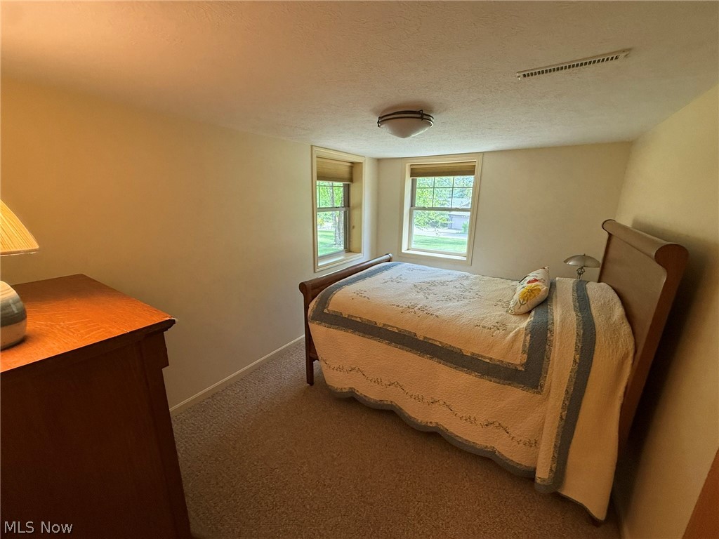 9073 N Shore Drive NE Mineral City OH 44656