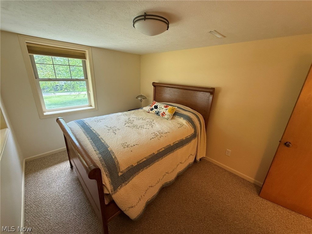 9073 N Shore Drive NE Mineral City OH 44656