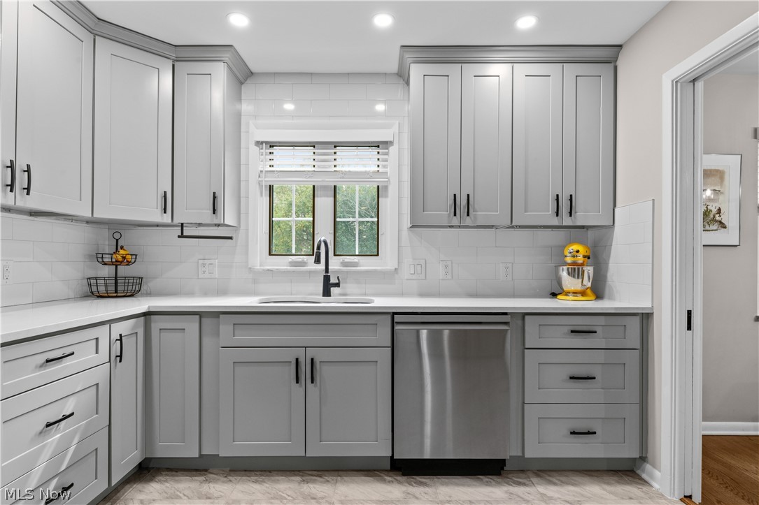 1361 Eriewood Drive Rocky River OH 44116