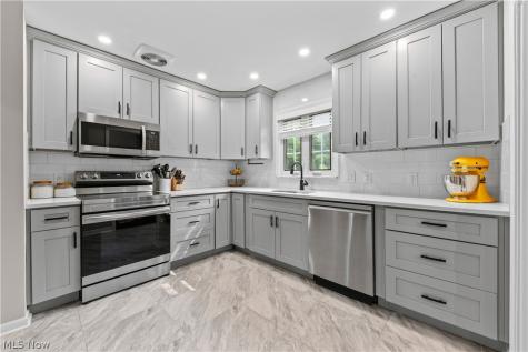 1361 Eriewood Drive Rocky River OH 44116