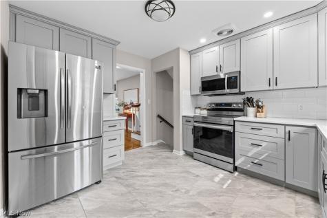 1361 Eriewood Drive Rocky River OH 44116